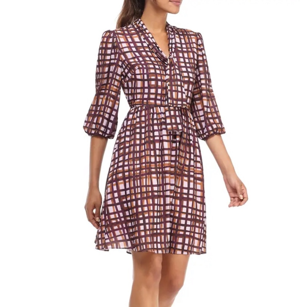 NWT Gal Meets Glam Lindsey Tie Neck Dress 6 - Picture 4 of 9